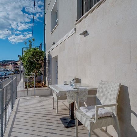 Apartman Velopin Mali Lošinj Exteriör bild
